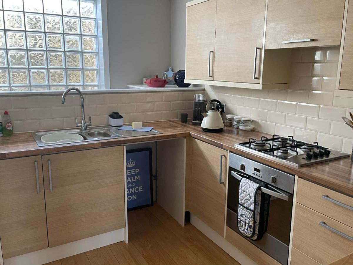 Hot Numbers Apartment Cambridge  Bagian luar foto