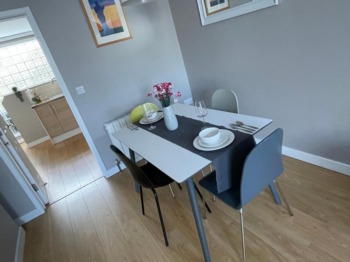 Hot Numbers Apartment Cambridge  Bagian luar foto
