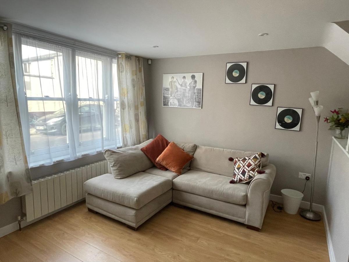 Hot Numbers Apartment Cambridge  Bagian luar foto